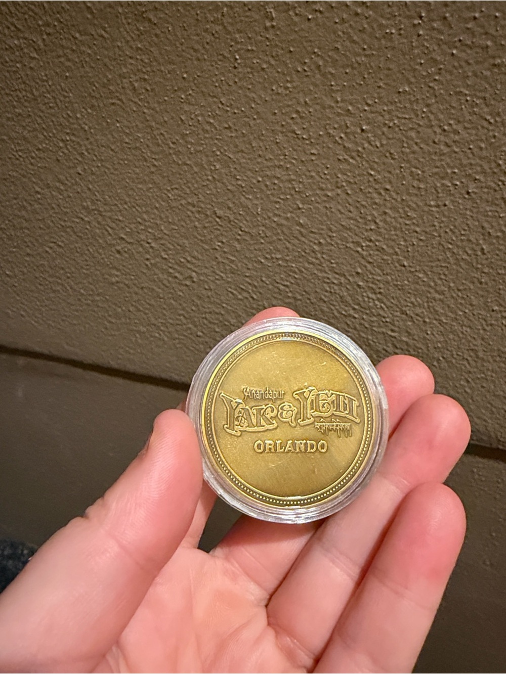 Yak and Yeti Orlando Gold Coin Collectable with Tiger Graphics